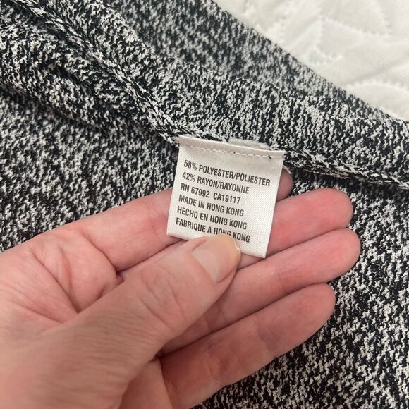 Sigrid Olsen Tank Top Hand Knit Large Square Neck Stretch Vintage Gray Red
Black - Picture 7 of 10